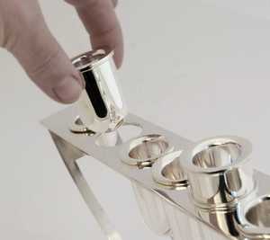 Nueva llegada 9 brazos Menorah estilo contemporáneo plata Hanukkah candelabro personalizado Metal Judaica regalo bajo precio a granel - Product Image 2