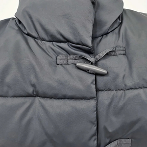 Chaqueta acolchada de mujer de alta calidad, venta al por mayor, ropa de calle de bajo precio con relleno de algodón, chaqueta acolchada con forro de nailon, Pakistán - Product Image 6