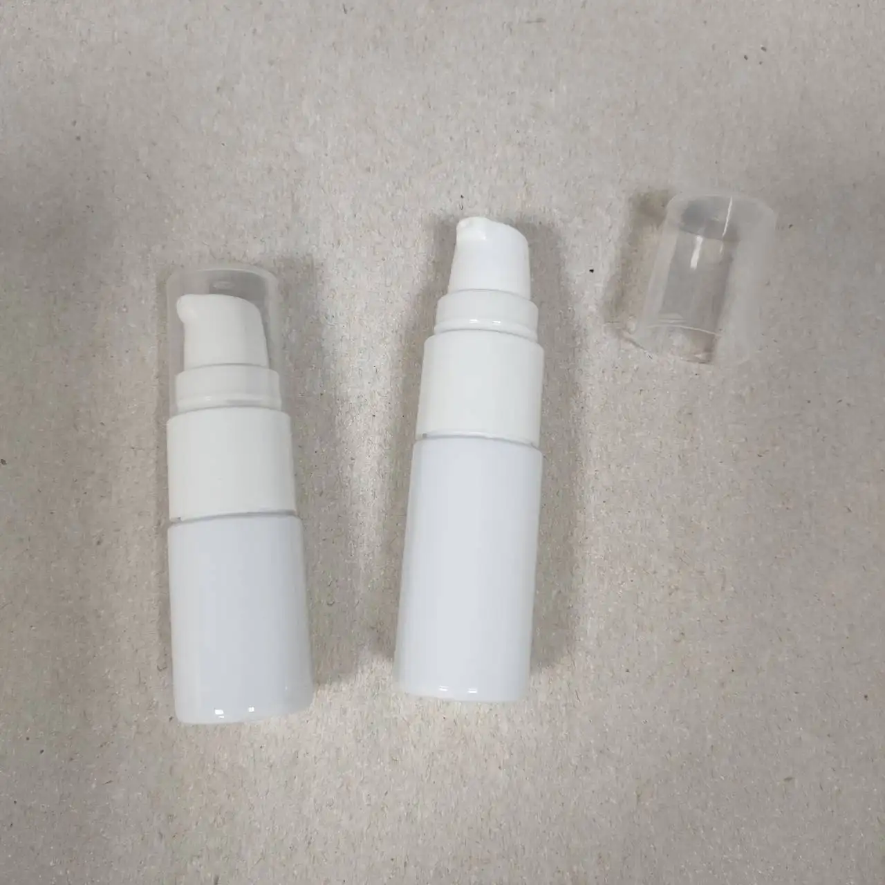 30ml glänzende Lotion flasche mit Behandlungs pumpe