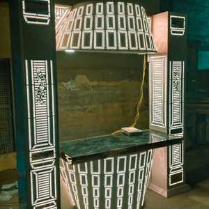 เคาน์เตอร์แสดงงานแต่งงานที่หรูหราของ King International สําหรับวันพิเศษของคุณ การแสดงงานแต่งงานที่หรูหราและหรูหรา - Product Image 3