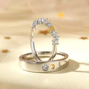 แหวนคู่เงินสเตอร์ลิง Jeulia Always & Forever Moon & Star ประดับเพชรทรง Asscher Princess Oval Cut - Product Image 5