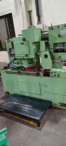 Formeuse d'engrenages professionnelle à grande vitesse avec contre-pointe hydraulique et serrage hydraulique pour une coupe précise des engrenages droits, hélicoïdaux et coniques - Product Image 4