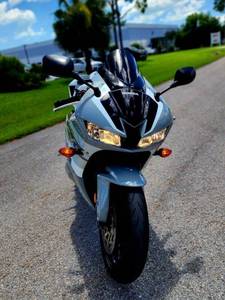 Moto d'occasion Honda CBR600RR 2025 à bas prix à vendre - Product Image 3