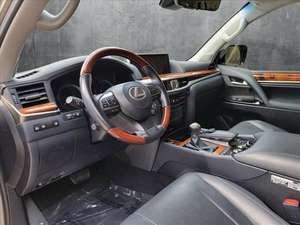 Lexus LX 500 de 2015 - Product Image 3