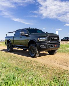 2023 R A M 2500 Power Wagon Crew Cab 4x4 Hemi V8 Power, 4WD, Olive Green, Off-Road Truck d'occasion - Product Image 3