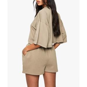 Personnaliser ensemble short 2 pièces pour femmes 100% coton léger à capuche polaire tenue décontracté écologique tissu doux logo personnalisé - Product Image 2