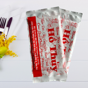 Toallitas húmedas de un solo paquete Limpieza rápida Limpieza para llevar después de comer Precio de impresión personalizado Fabricado en Vietnam - Product Image 1