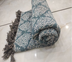 Manta de Jacquard con patrón de Damasco personalizable, suave y portátil, al aire libre para dormitorio, regalo de vacaciones, venta al por mayor - Product Image 4