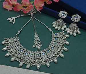 Ensemble de bijoux ethniques traditionnels indiens plaqués or avec motif floral pour femmes, accessoires de mariage et de fête - Product Image 2