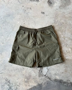 Vente en gros de shorts d'été décontractés pour hommes avec logo personnalisé style High Street pantalon à taille élastique en nylon utilitaire maille cargo taille moyenne solide - Product Image 1