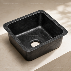 Évier de cuisine carré à encastrer en aluminium noir martelé fait main, finition mate, un trou, 17,25 po x 15,25 po x 6,5 po - Product Image 3
