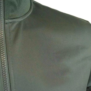 Ensemble de survêtement personnalisé en polyester/nylon extensible dans quatre directions, léger, pour homme, idéal pour l'été, prix de gros, avec capuche - Product Image 4