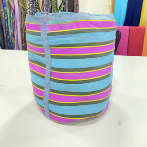 Bolsas de playa recicladas de telar manual ecológicas, estuches cosméticos a rayas tejidos de plástico de estilo moderno, bolsa de nuevo estilo con cremallera reutilizable - Product Image 1