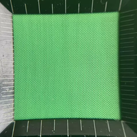 Tissu en taffetas de polyester lisse pour doublure de vêtements. Prix d'usine, taffetas de polyester bon marché 68D.
