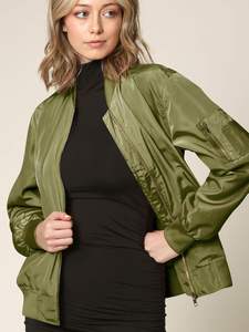 Chubasquero con capucha impermeable ligero personalizado para mujer, cortavientos Softshell para exteriores para senderismo, chaqueta de lluvia con múltiples bolsillos - Product Image 3