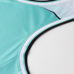 Ensemble d'uniformes de basket-ball personnalisé OEM pour hommes short en jersey de polyester respirant impression par sublimation fournisseur de vêtements d'équipe - Product Image 3