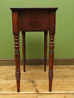 Console de luxe vintage en acajou avec tiroirs de rangement et pieds anciens pour hôtel, salon ou entrée