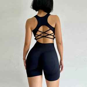 Ensemble de yoga écologique de grande taille respirant et durable avec motif solide imperméable à séchage rapide avec fermeture à la taille élastique - Product Image 1