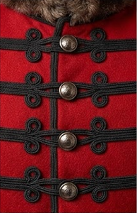 Veste Hussarde Vintage Homme Rouge Style Blazer en Laine avec Broderie Tressée Noire et Bordure en Fourrure pour Cérémonie - Product Image 5