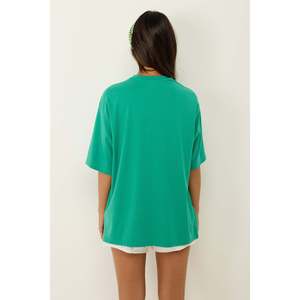 T-shirt ample à col rond en viscose/polyester, style décontracté - Product Image 2