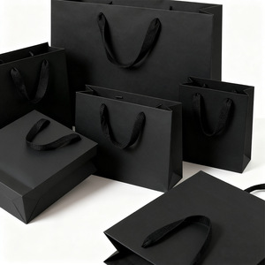 Op voorraad Luxe Zwarte Papieren Shoppertas met Aangepast Logo Lage Minimum Bestelhoeveelheid voor Promotie, Cadeau & Retail Gebruik - Product Image 3