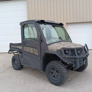 Tracteur à roues John Deere XUV835R 70 CV à transmission par engrenages avec moteur, boîte de vitesses et pompe – Modèle 2018 - Product Image 1