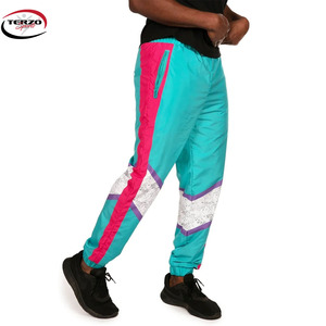 Conjuntos cortavientos informales para adultos de talla grande al por mayor, chándales de trabajo con paneles estampados multicolores para ropa de otoño para niños - Product Image 4