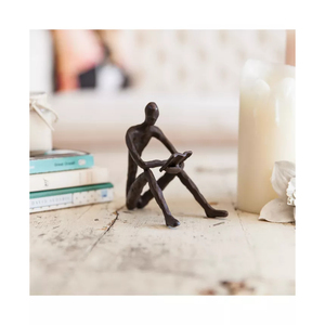 Decoración moderna de mesa para oficina, escultura hecha a mano en forma de anillo de Metal fundido de aluminio, artesanía de Metal, Color plateado personalizable - Product Image 6