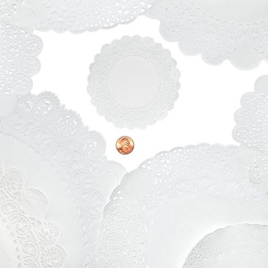 Lovely Round Greaseproof Doilies - Product Image 3