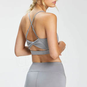 2025 dernière conception femmes sport soutien-gorge grande taille Fitness vêtements de sport respirant Yoga soutien-gorge pour adultes fabriqué par le Pakistan - Product Image 2