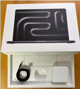 MacBook Pro รุ่นใหม่ ขนาด 16 นิ้ว ชิป M4 Max แรม 48GB ความจุ 1TB SSD ซีพียู 16 คอร์/จีพียู 40 คอร์ - Product Image 3