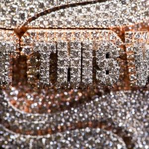 Collier pendentif en diamant moderne pour fête d'anniversaire de la mariée Collection de bijoux cadeau pour les femmes et mode luxe en gros - Product Image 6