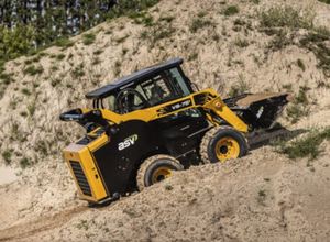 รถตักล้อยางอเนกประสงค์ ASV VS-75 คุณภาพเยี่ยมสำหรับขาย มาพร้อมเครื่องยนต์กำลังสูง ห้องโดยสารแบบปิด และช่วงล่างที่ทนทาน - Product Image 3