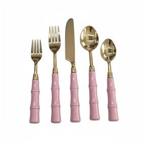 Ensemble de couverts en acier inoxydable avec manche en bambou, design moderne, ensemble de couverts faits à la main, prix de gros - Product Image 5