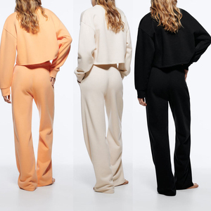 Ensemble de survêtement pour homme en velours, 2 pièces, avec logo personnalisé, décontracté, uni, pour l'hiver, hauts courts à capuche et pantalon de jogging - Product Image 2