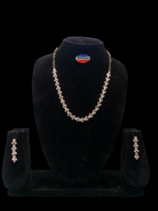 Mode élégant en acier inoxydable Vintage femmes bijoux étincelants collier et boucle d'oreille ensemble cadeau de fête de mariage - Product Image 2