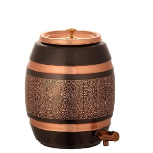 เครื่องทำน้ำเย็นทองแดงขนาดใหญ่พร้อมก๊อกทองเหลืองและการออกแบบที่ไร้กาลเวลาเหมาะสำหรับห้องนั่งเล่นห้องครัวหรือการตั้งลานกลางแจ้ง - Product Image 1