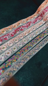 Vibrant 3D Floral brodé dentelle garniture conception complexe écologique coloré Tulle tissu pour robes de mariée décor à la maison chaussures - Product Image 3