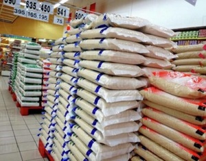 พรีเมี่ยมที่มีคุณภาพไทยสีขาวเมล็ดยาวข้าวบาสมาติ - Product Image 1