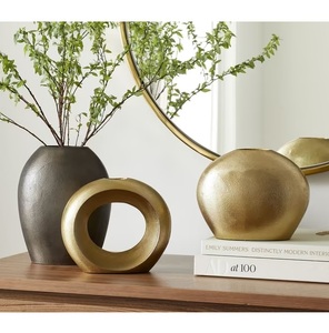 Luxury Handmade Metal Flower <b>Vase</b> Stylish Coastal for Wedding Tabletop Living Room Office Desktop Decor for Flowers Holder - Product Image 2