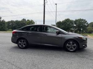 Precio bajo, Ford Focus SE 2018, auto usado en venta - Product Image 5