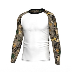 Camiseta de Protección Solar para Hombre - Product Image 1