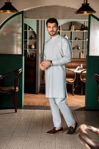 Costume indien Salwar pour homme Découvrez des Shalwar et Kameez de créateurs pour hommes Vêtements décontractés et formels - Product Image 6