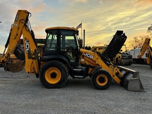 UsedUsed Backhoe Loader Diesel Engine PLC Core Components High Efficiency 2-Year Warranty - Product Image 4