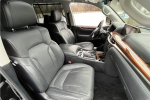 USADO EN BUEN ESTADO, VOLANTE A LA IZQUIERDA |   CONDUCCIÓN DERECHA |   LEXUS LX570 2016 - Product Image 4