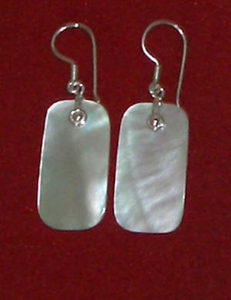 mother of <b>pearl</b> <b>earring</b> <b>silver</b> <b>earring</b> made from white mother of <b>pearl</b> with hold by <b>silver</b> rectagonal size desighn - Product Image 3
