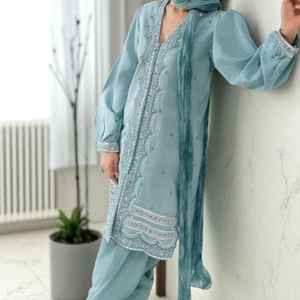 Traje informal de alta calidad para mujer, conjunto de dos piezas con Top de manga larga y pantalones hasta el tobillo, perfecto para viajes de negocios o ropa de casa - Product Image 4