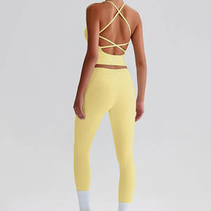 Ensemble de yoga pour femmes de qualité supérieure, dernier style, service OEM, vente en gros, ensemble de yoga pour femmes le plus vendu pour adultes - Product Image 5