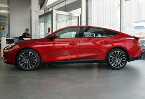 Precio más bajo Venta caliente MG 7 1,5 T DCT <span class=keywords><strong>Maxlux</strong></span> Edition 5 asientos gasolina hatchback coche nuevo MG 7 coche nuevo - Product Image 3