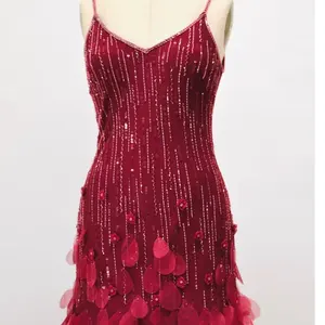 Abito da sera con paillettes rosso scuro con taglio Vintage anni '90